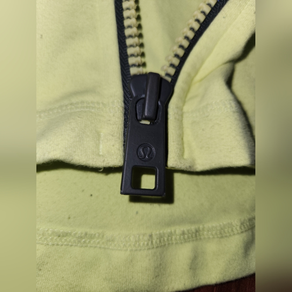 Lululemon Yellow Women's Define Jacket - Picture 3 of 11